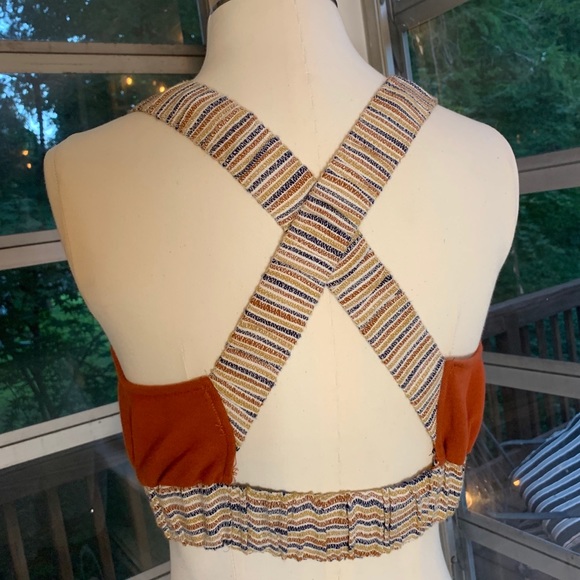 Urban Outfitters bondi Cross-back cropped top - Picture 6 of 8